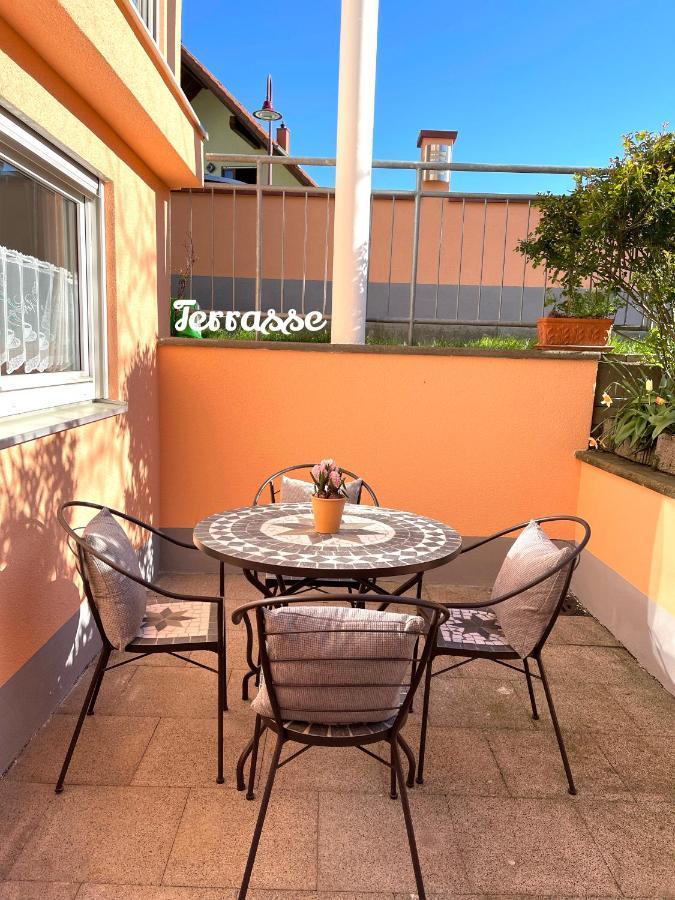 Ferienwohnung Am Eck Rust Bagian luar foto